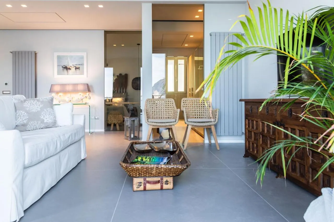 Nesos Suite By Domusicily Mondello Holiday home